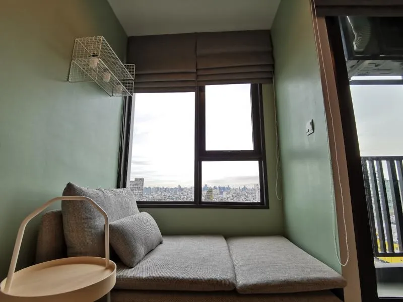 For rent Life Ladprao, new room, unpack the box. Built-in full Nice view, not blocked Carry your bag and you're ready to go!