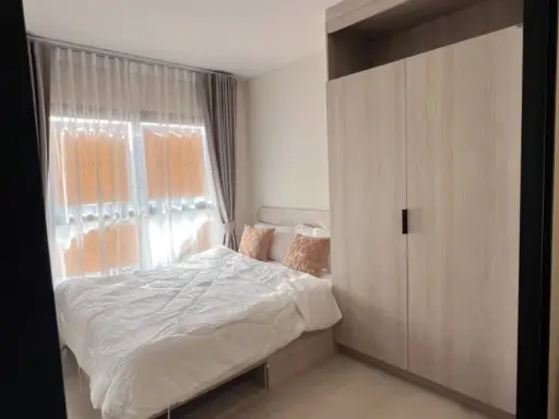 ให้เช่า dcondo shine rangsit ชั้น 4 ห้องกั้นเป็นสัดส่วน แต่งครบ จองเลย