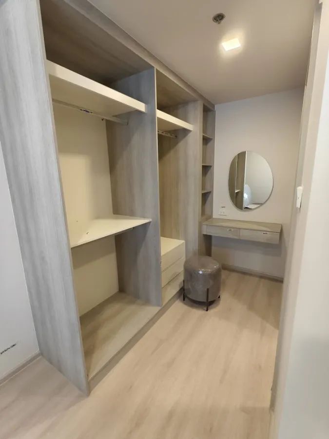 Selling down payment for COBE Ratchada Rama 9, 2 bedrooms, 2 bathrooms, spacious living area, great location, convenient transportation. Book now!