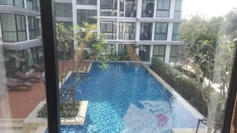 ขาย/เช่า คอนโด ชาโตว์ อินทาวน์ สุขุมวิท 62/1 ชั้น 3 วิวสระว่ายน้ำ ใกล้ BTS พร้อมอยู่ อย่ารอช้า!