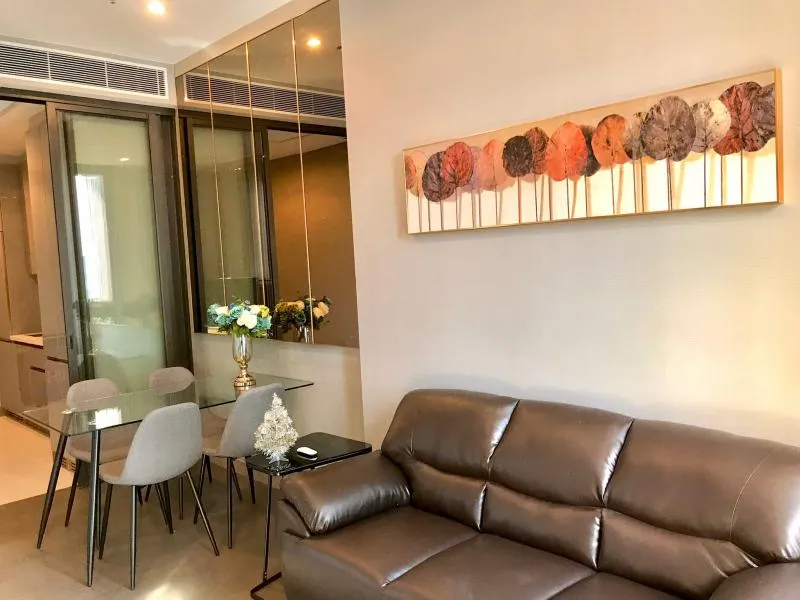 For rent, The Esse at Singha Complex, luxury decorated room, very young child, built-in at every point Don't miss it.