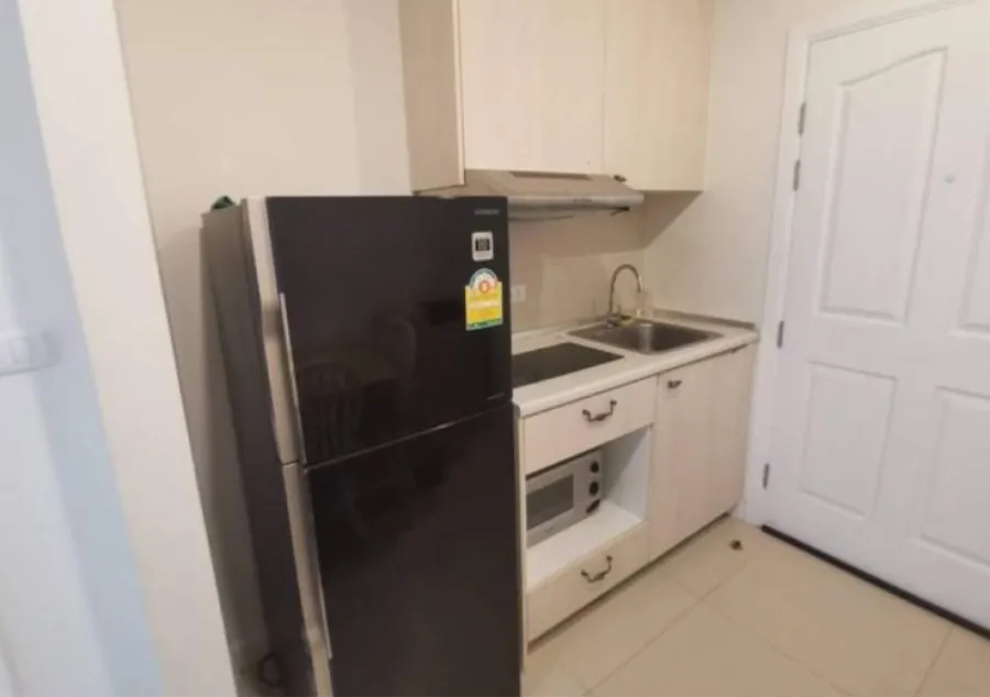 For rent Manor Sanam Naam river view and garden Good furniture, electrical appliances. Don't miss out on booking at this price.