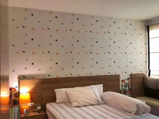 Rhythm Phahon-Ari for sale, built-in decoration, fully furnished, wallpaper attached, new room condition, if interested, don't miss it.