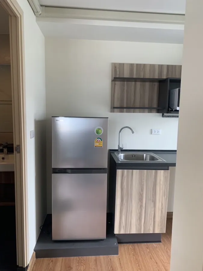ให้เช่า ARISE Ratchada 19 ห้องมุมคนไม่พลุกพล่าน Fully Furnished โดย Modern Form สนใจ รีบจองเลยจร้า