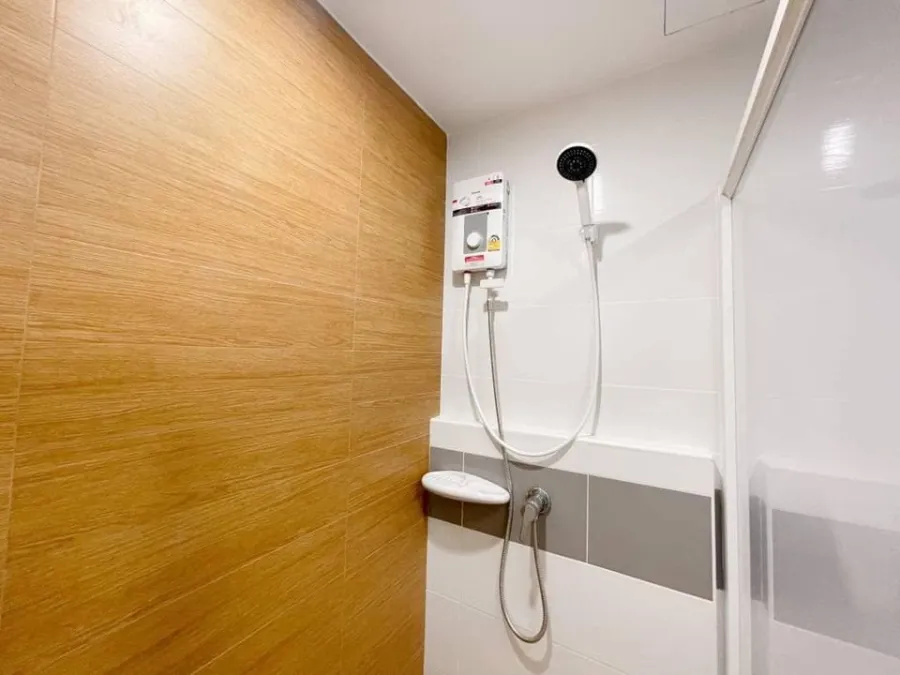 Condo for rent, Rich Park @ Chao Phraya, nice room, spacious size, fully furnished, good price, drag your luggage in.