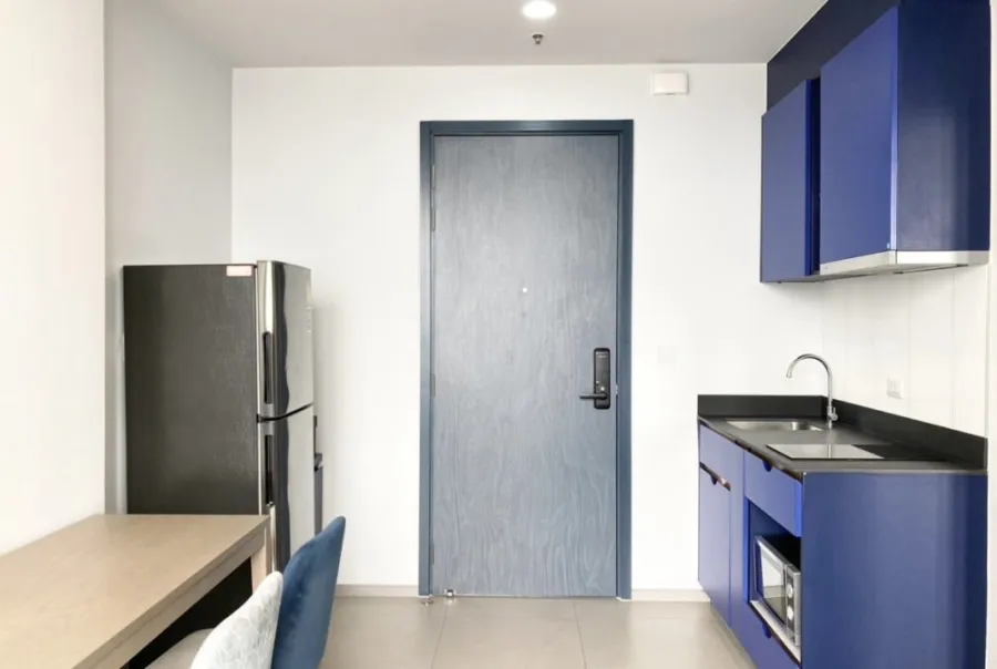 For rent!! Condo XT Ekkamai, 22nd floor, complete amenities. Ready to move in immediately. Don't miss it!!