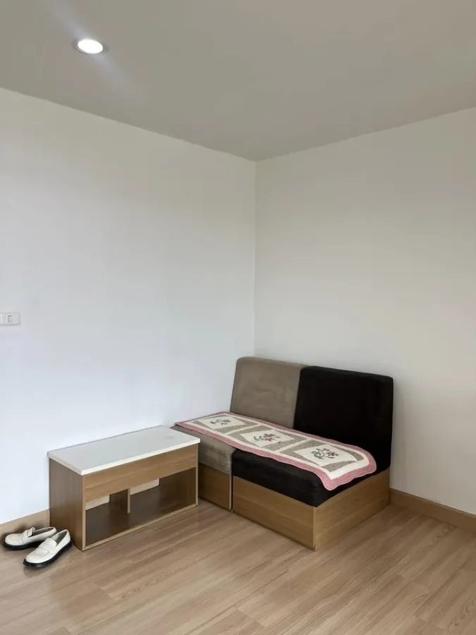 For rent, The Niche ID Rama 2, open air view Fully furnished, good price like this must be reserved.