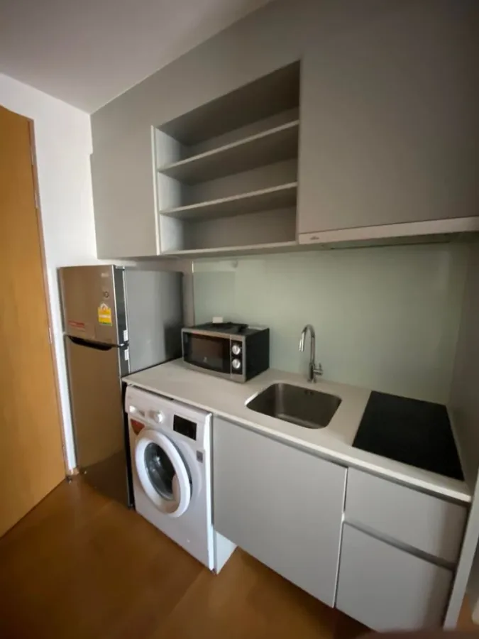 ขาย/ให้เช่า!! คอนโด โนเบิล รีโว สีลม ชั้น 18 ชั้นสูง ห้องสวย เฟอร์ครบ พร้อมอยู่ ห้ามพลาด!!
