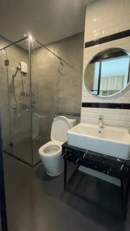 Brix Condominium for rent, high floor room, beautiful view