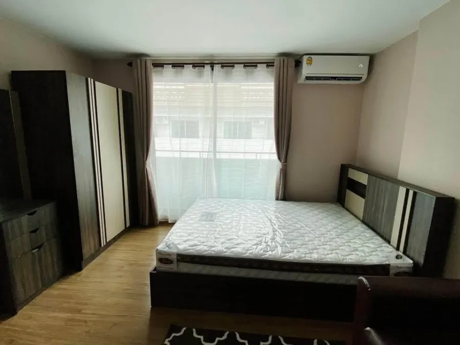Plum Condo Phaholyothin 89 for sale. High floor, unobstructed view, good ventilation. Clean and in good condition, ready to move in.