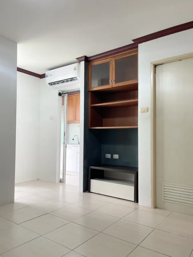 ขาย The North Park Condominium ชั้น 5 ห้องกั้นเป็นสัดส่วน สนใจเป็นเจ้าของ จองเลย