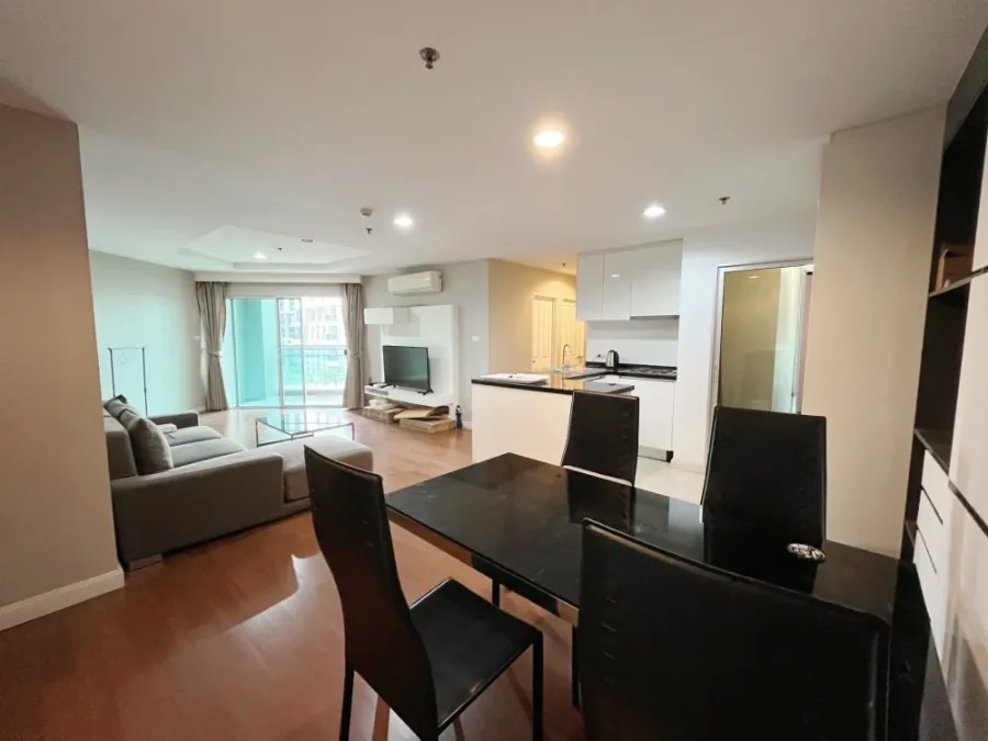 Belle Grand Rama 9 condo for sale. Ready to move in, fully furnished. Spacious room. Book now!