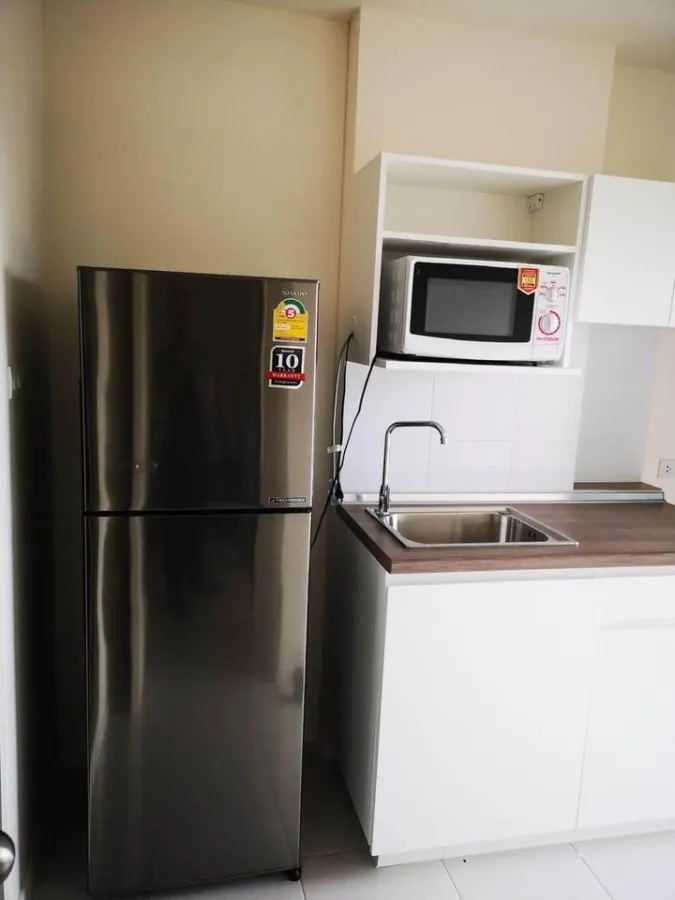 For rent: iCondo Green Space Sukhumvit 77, 5th floor, Phase 2, Building B, fully furnished + complete electrical appliances, urgent