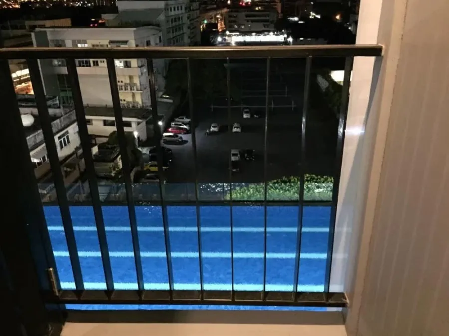 For sale: The Metropolis, 8th floor, swimming pool view. The room is separated into sections. Don't just look, hurry and reserve now.