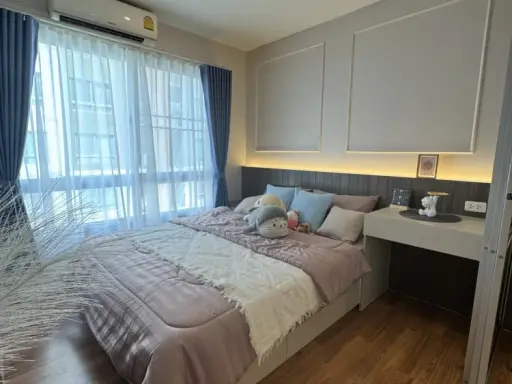 Urgent sale!! V Condo Lat Krabang, 3rd floor, Building B1, nice room, good price, ready to move in, don't miss it!!