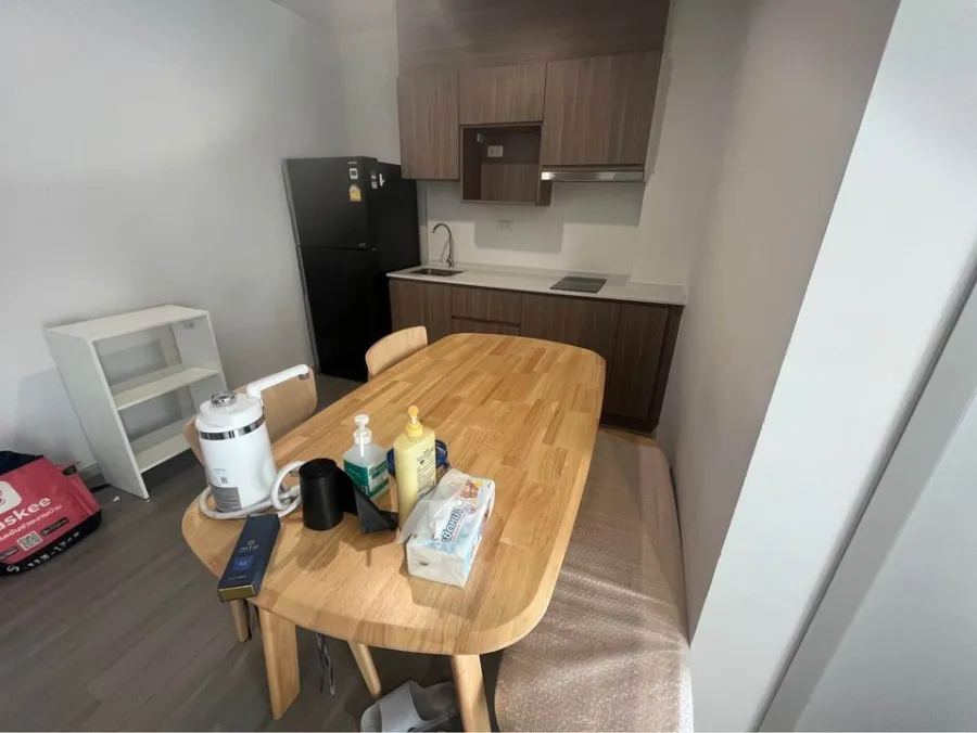 Condo for sale, The Parkland Charan-Pinklao, 21st floor, corner room, has a built-in walk in closet, this good, hurry and reserve.