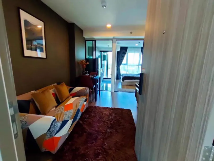 Condo for rent, The Origin Phahon - Saphan Mai, beautiful decorated room, wallpaper, furniture, Build-in in the whole room