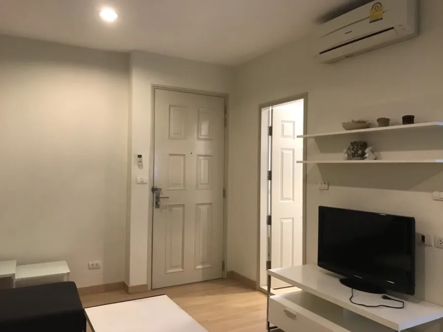 ขาย ให้เช่า!! คอนโด ไลฟ์ แอท สาทร 10 ห้องเลขที่ 48/50 ห้องตกแต่งสวย พร้อมเข้าอยู่ เดินทางสะดวกสบาย!!