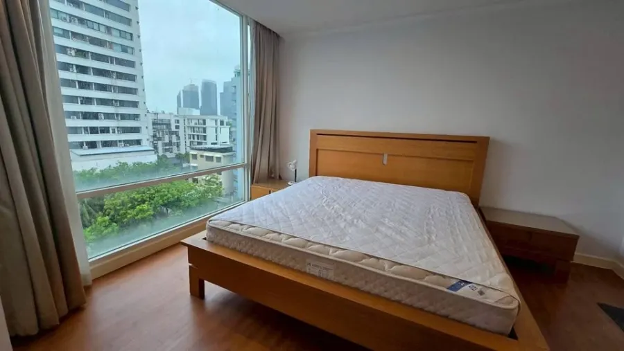 ให้เช่า Baan Siri Sukhumvit Soi 10 ห้องพร้อมอยู่ เฟอร์พร้อม หิ้วกระเป๋ามาได้เลย!!