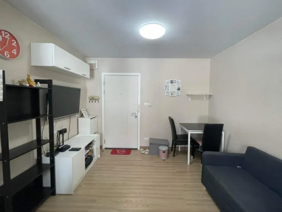 For rent, Plum Condo Paholyothin 89, Phase 1, Building A, 8th floor, large room, fully furnished, hurry to reserve before it slips out.