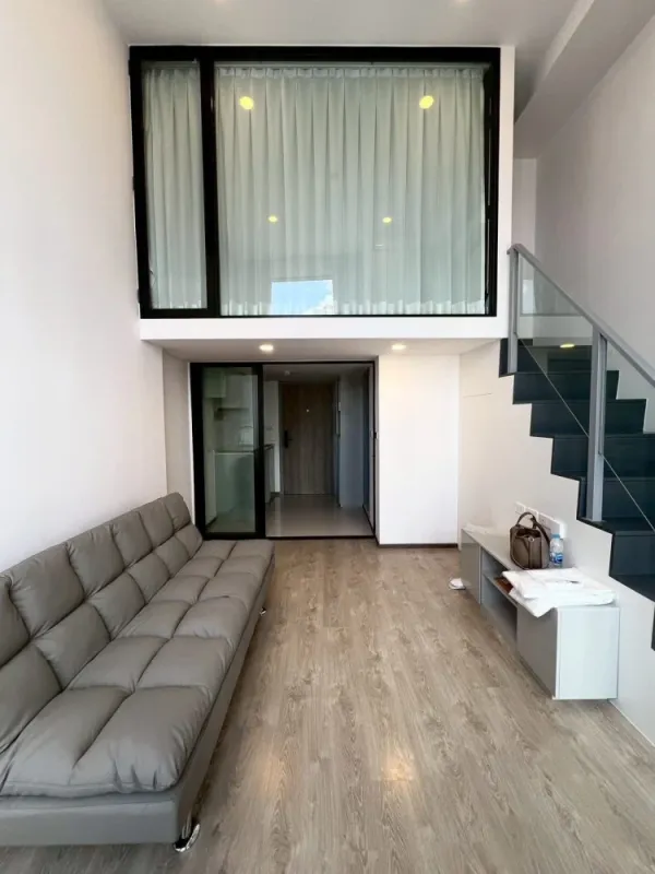 ให้เช่า Soho bangkok รัชดา ชั้น 20 วิวดี ห้องแบบ Duplex หันทางทิศเหนือ ไม่ร้อน แบบนี้ต้องจอง
