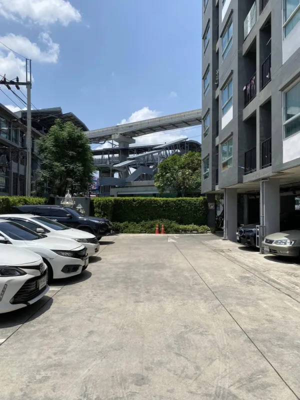 ให้เช่าด่วนๆ Asprie ลาดพร้าว113 ห้องสตูดิโอ ชั้น 3 ไม่สูงมาก ราคากำลังดี ไม่จองคือคุณพลาดอย่างแรง