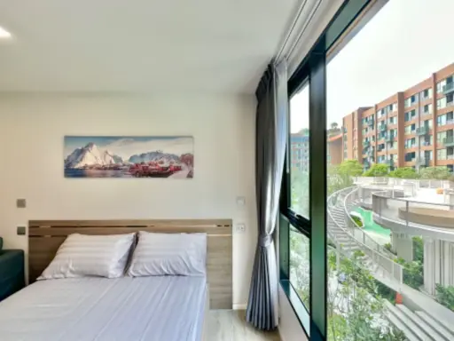ให้เช่า Kave Town Colony ห้องสตูดิโอ ตกแต่งคุมโทน มองเห็นวิวสระว่ายน้ำสวย เฟอร์นิเจอร์ครบครัน จองด่วน