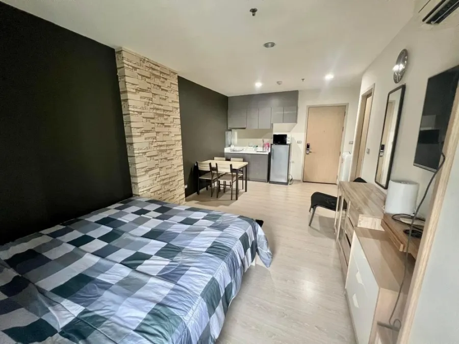 ขายด่วน!! Condo RHYTHM ASOKE 2 ห้องสตูดิโอ 27 ตรม ชั้น26 วิวสวย วิวถนนรัชดา มาแต่ตัวเลยจ้า