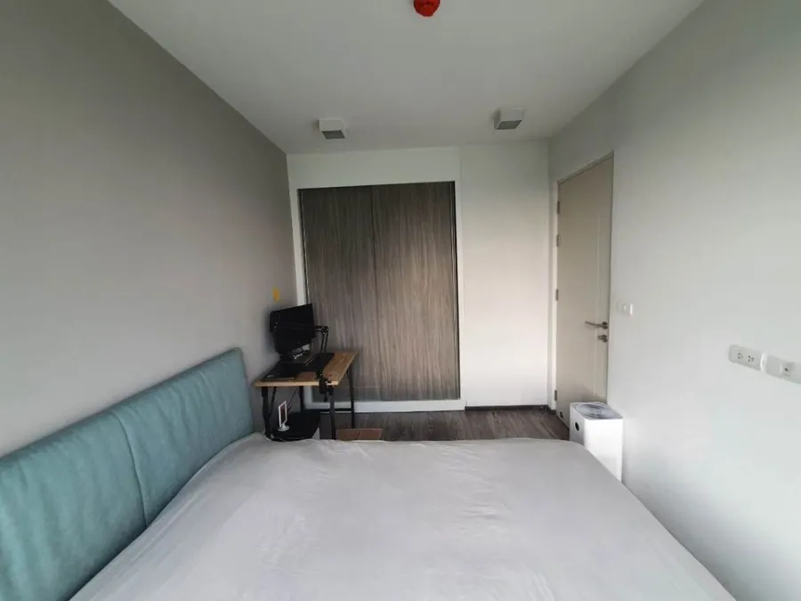 For rent, Zelle condo Rattanathibet 1 bedroom, 6th floor, room on the west side, no block, good atmosphere, do not miss it.