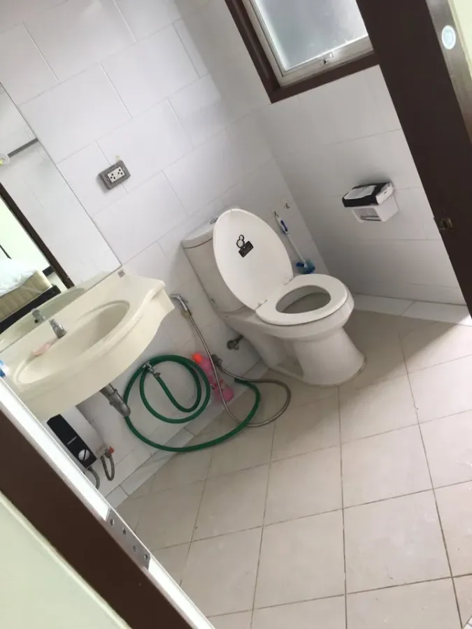 For sale or rent: PG Rama 9 Condominium. Fully furnished with appliances, ready to move in.