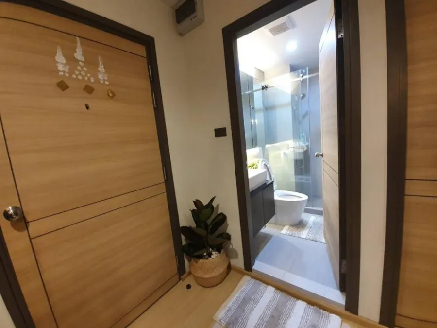Condo for sale, The Prop Condo, Chaengwattana, 12 rooms, decorated but looks luxurious, built-in, great, do not miss, buy all in one place
