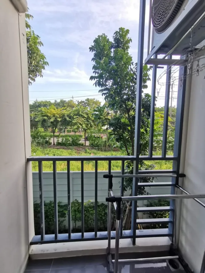 Condo for rent, The Niche ID Serithai, room ready to move in. Complete facilities Just come and move in.