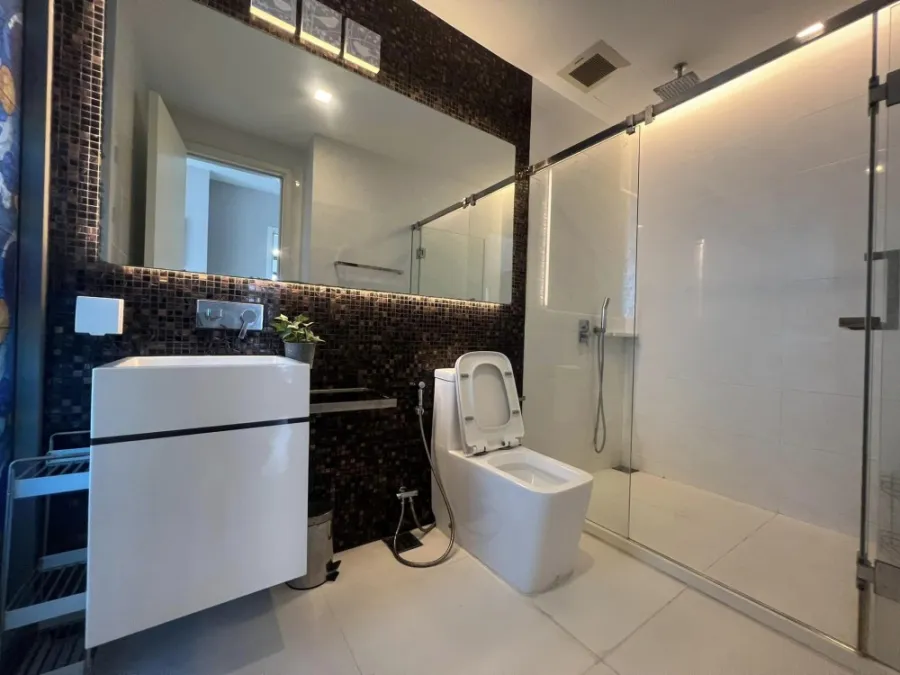 ให้เช่า คอนโด the room สุขุมวิท 69 ห้องใหญ่ พื้นที่ใช้สอยเยอะ พร้อมเฟอร์ครบ สนใจรีบมาจับจองเลย