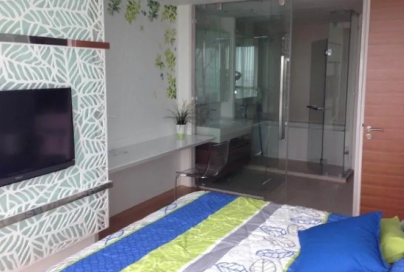 ให้เช่าCondo The River ตกแต่งสไตล์โคซี่ด้วยนาฬิกา เป็นห้องเหมาะสำหรับการพักผ่อนที่สุด พลาดไม่ได้แล้ว