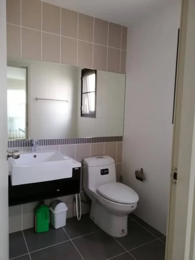 The only room in the project. Limited, quiet corner room. Condo for rent at The Stage Taopoon Interchange. Don't miss it.