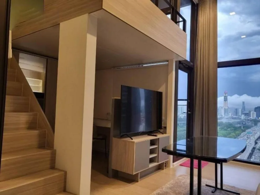 ให้เช่า คอนโด ชีวาทัย เรสซิเดนซ์ อโศก ห้องอยู่ทิศตะวันตก วิวดี วิวสถานีรถไฟ พลาดไม่ได้แล้ว!