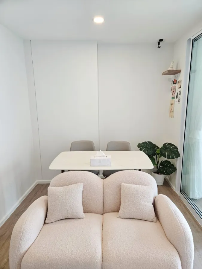 For rent sell : Chateau in town ratchayothin ห้องแต่งพร้อมอยู่ โทนสว่างอยู่แล้ว สบายตา ราคาสบายใจ จองเลย