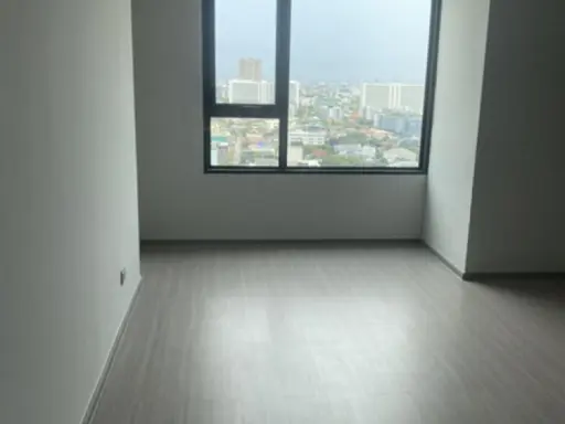 Urgent sale, Condo Life Ladprao, empty room, golden location, near shopping areas, don't miss it!! images