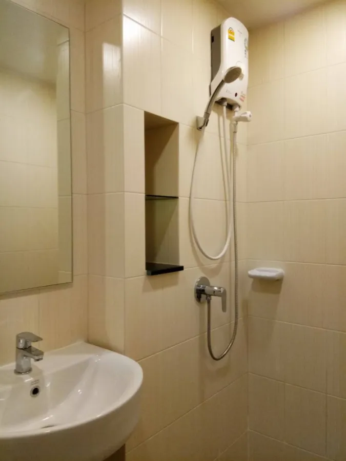 For rent urgently!! Condo The Cube Plus Minburi is full of facilities. Near the source of food, don't miss it!!
