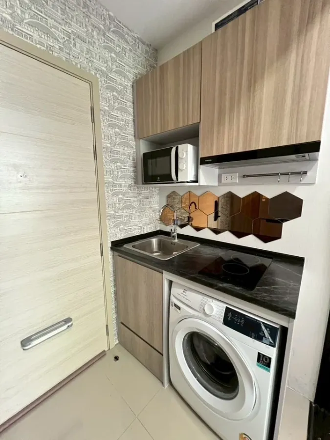 For rent: Brompton Pet Friendly Sukhumvit 107, fully furnished, ready to move in, no need to buy anything more. Dogs and cats are very welcome.