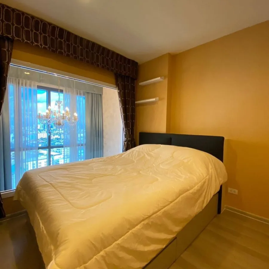 Urgent sale!! Condo Centric Ratchada-Huay Kwang Condo, good location, ready to move in right away, don't miss it!!