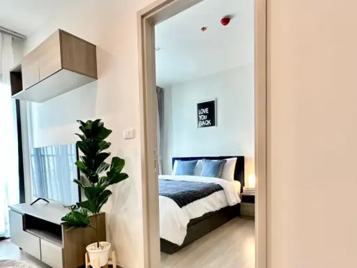 For rent: The Best Phetchaburi-Thonglor, 26th floor, well-decorated room, beautiful and livable. Interested in moving in now.