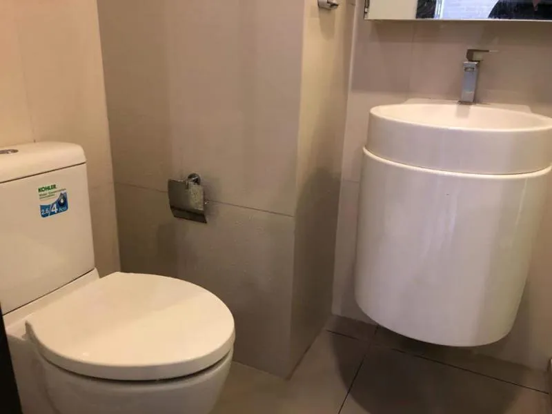 Hot Price !! Sell Rhythm Asoke, excellent room on prime location. Price is so good I can't pass it.