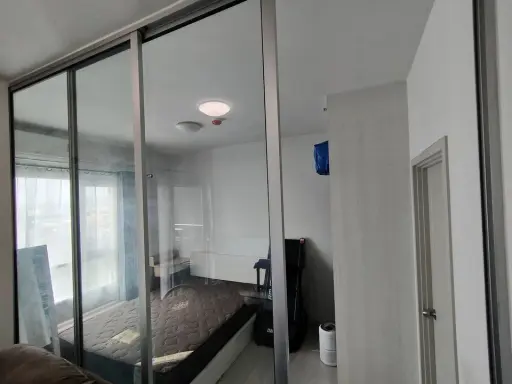 Condo for sale: Chapter One Shine Bang Pho, well-separated rooms, reasonable price, come and own it today.