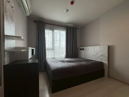 Condo for sale at Life Pinklao. Ready to move in. Fully furnished and equipped. Great for personal use or investment. Hurry and reserve now. Don't del images