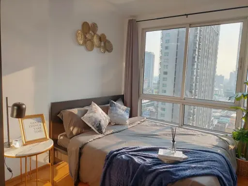 For rent urgently!! Condo The Base Sukhumvit 77, fully furnished, golden location, book now!!