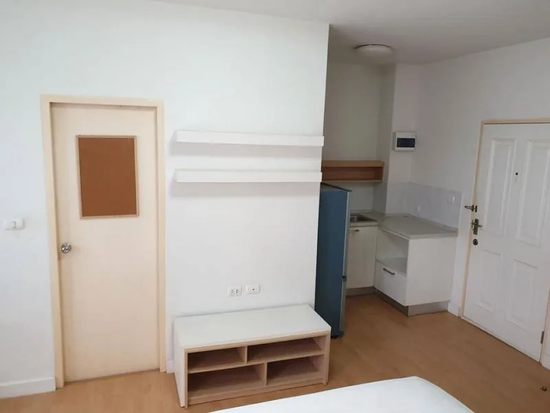 ขาย My Condo ลาดพร้าว 27 ห้อง Studio สภาพดีมาก ชุดตู้เสื้อผ้าบิ้วอินท์ ไม่จองต้องเสียใจ