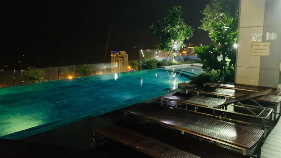 ขาย เช่า คอนโด เซ็นทริค ซี (พัทยากลาง) 2 นอน 2 น้ำ ชั้นสูง วิวสวย บรรยากาศดี อย่ารอช้า!!