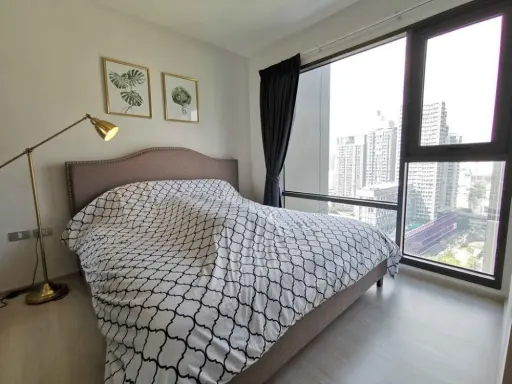 Rent Condo Rhythm Sukhumvit 36-38, high floor, beautiful view, fully furnished, book now!!