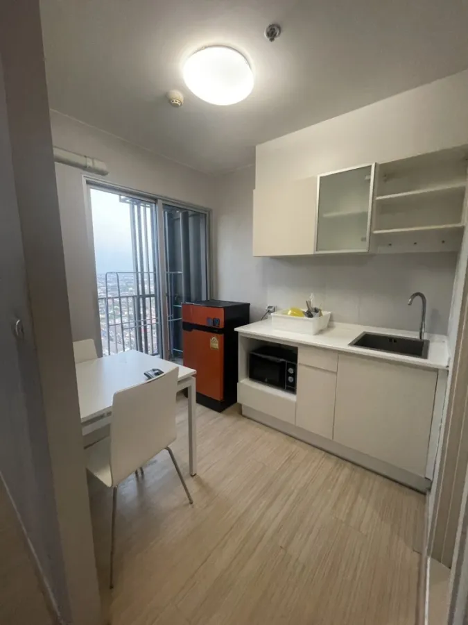 For sale and rent, Fuse Sense Bang Khae, 23rd floor, open and airy view, comfortable to sleep, room renovation type, reserve now, don't miss out.